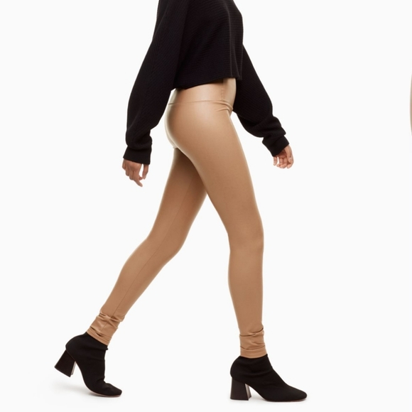 🌿 Wilfred Free *RARE* Vegan Leather Camel Daria Leggings, Size S ~ EUC - Picture 2 of 10